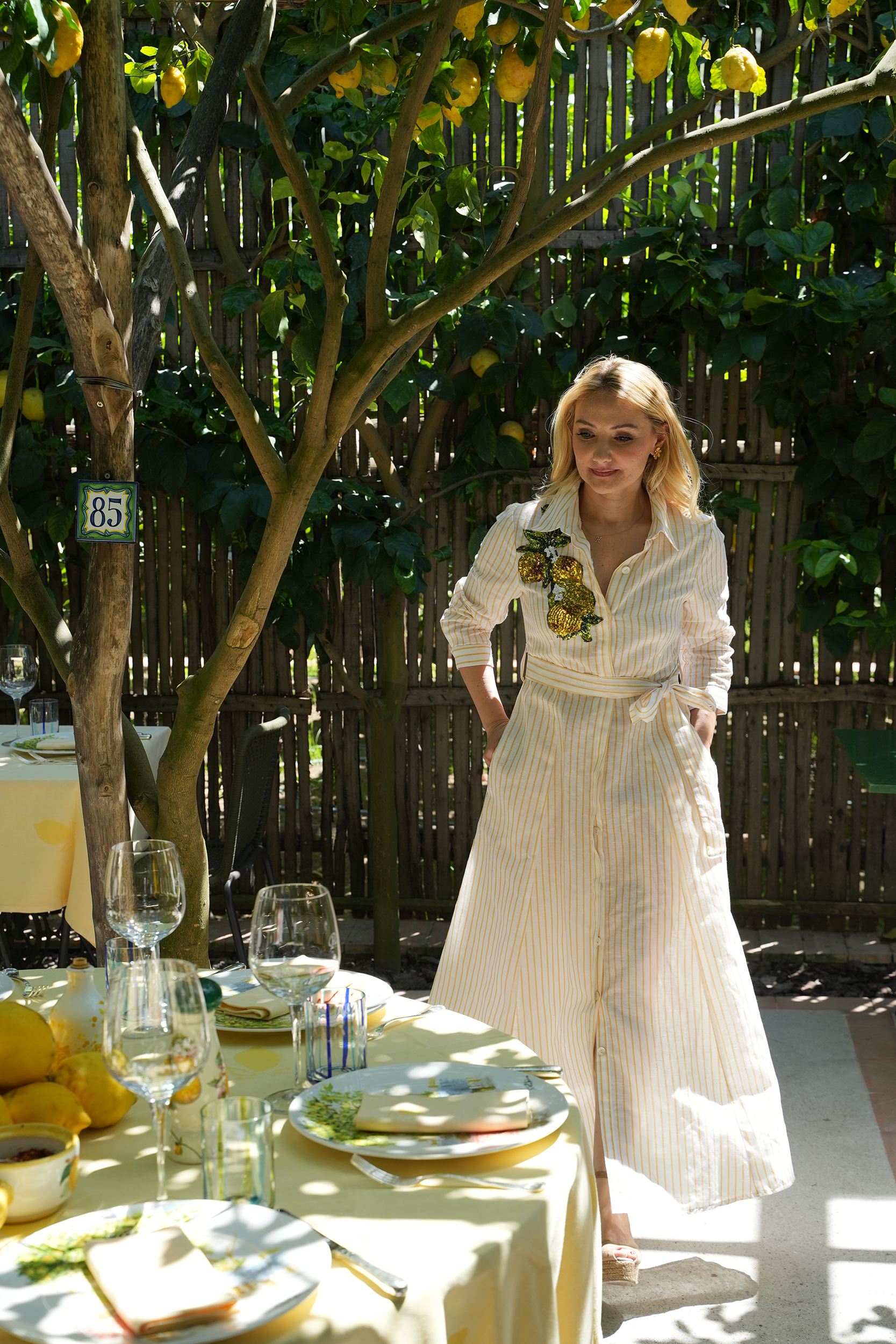 yellow-stripe-linen-shirt-woman-dress-4